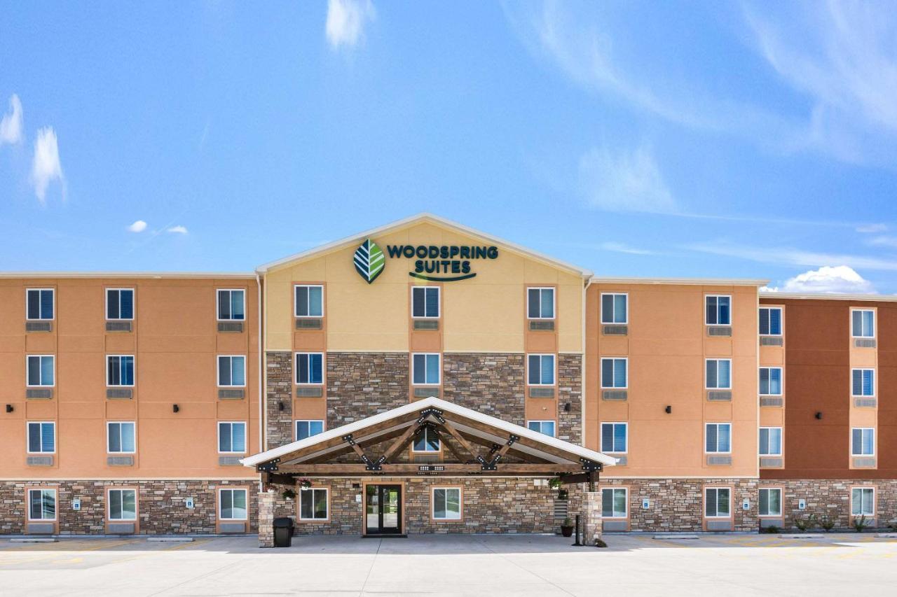 Woodspring Suites Davenport Quad Cities Екстериор снимка